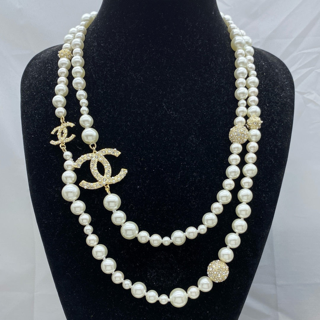 Chanel Pearl Sweater Chain