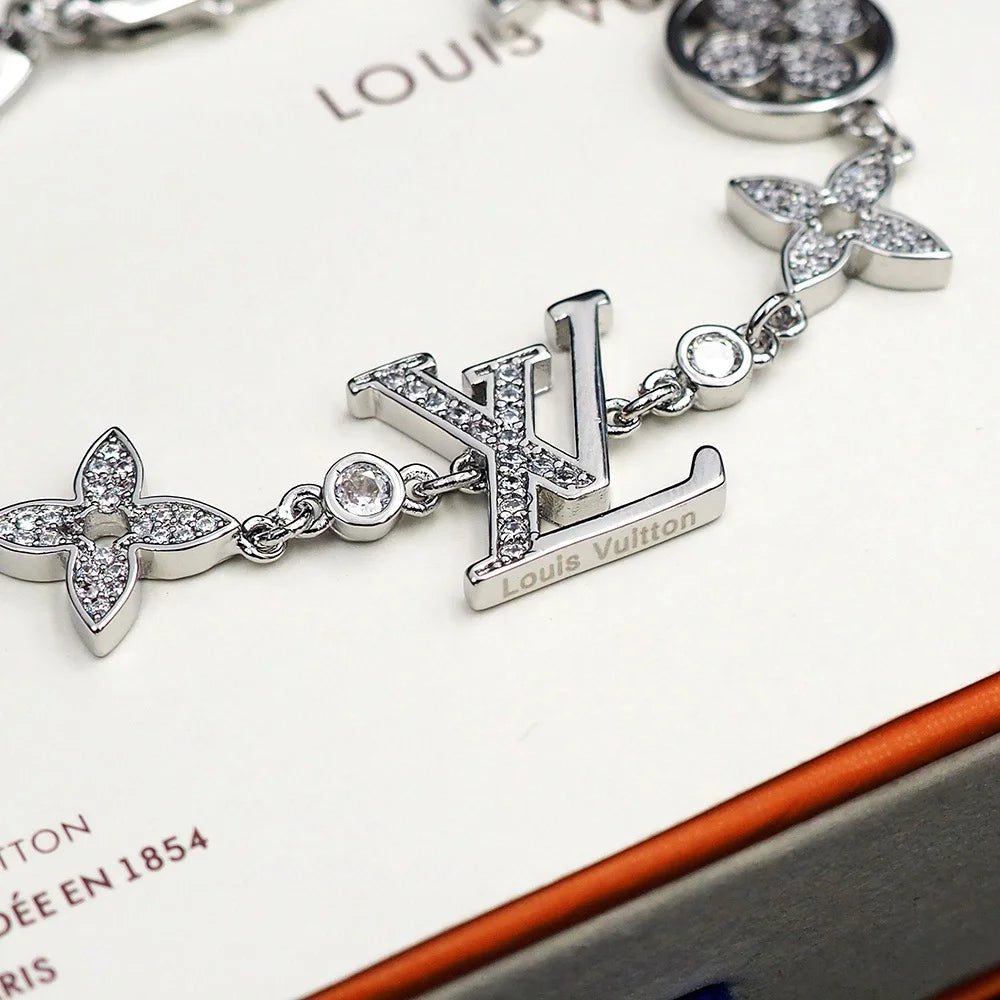 LV Idylle Blossom Necklace Bracelet