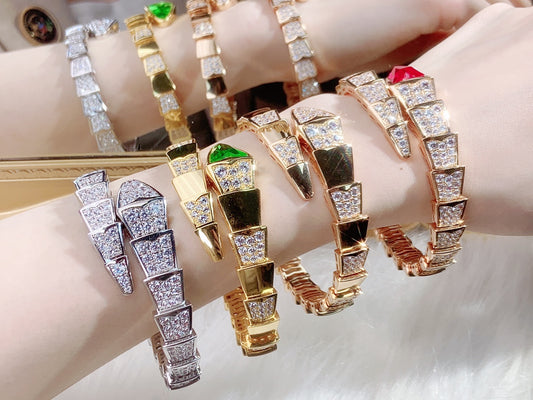 BVLG Serpenti Viper Diamond Bangle