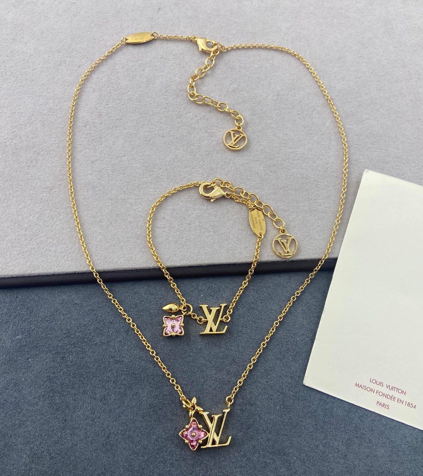 LV Single Pink Diamond Necklace Bracelet