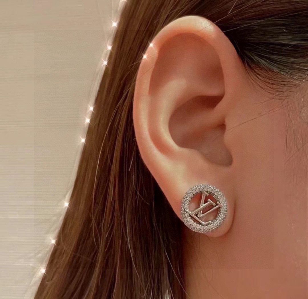 LV Circle Diamond Earrings