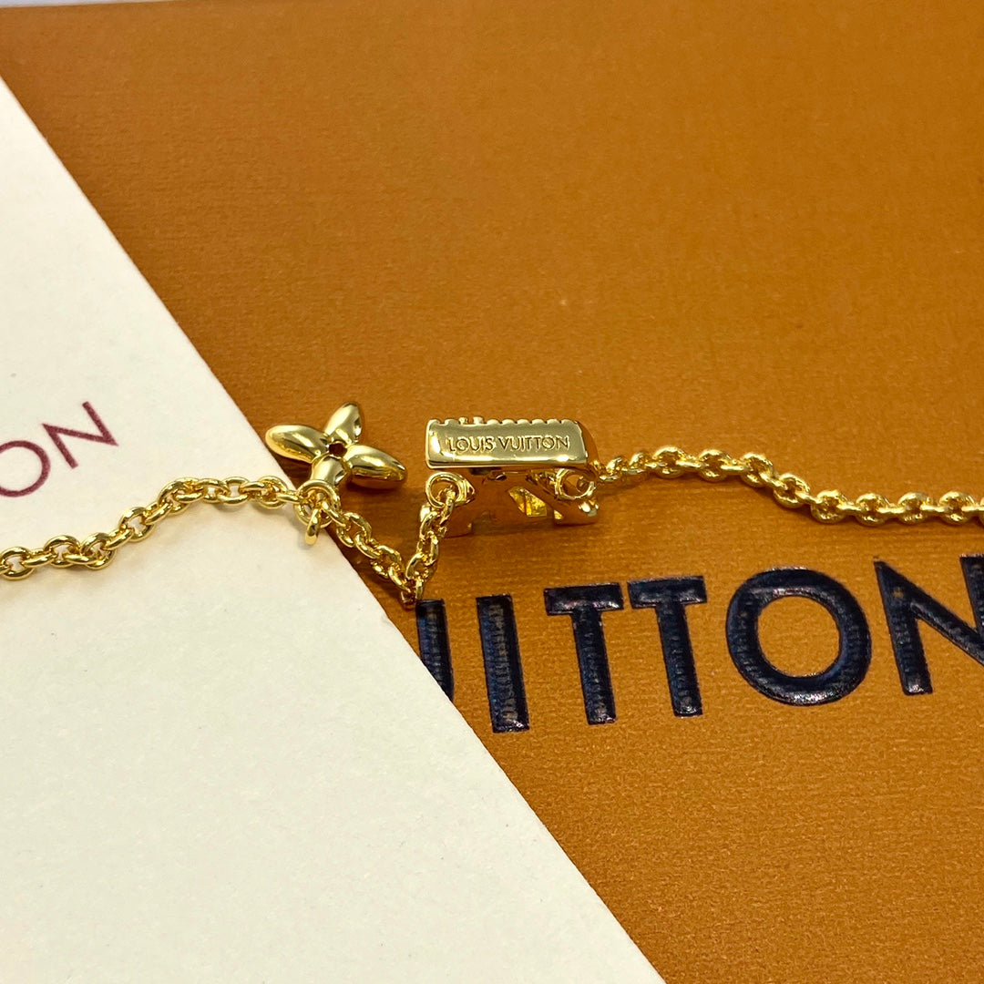 LV Diamond Logo Necklace Bracelet