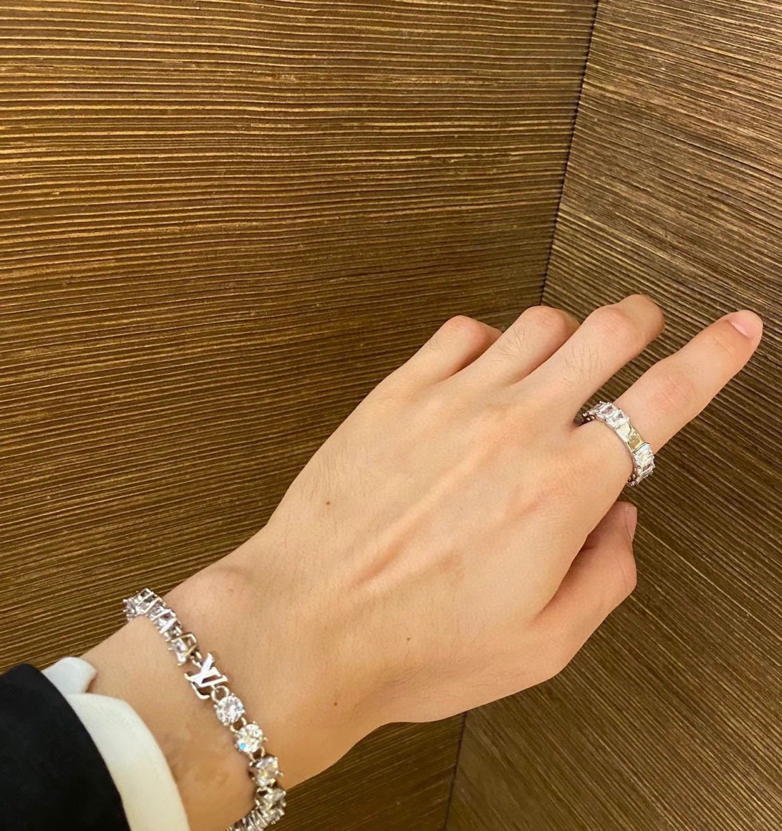 LV Diamond Cuban Chain Bracelet