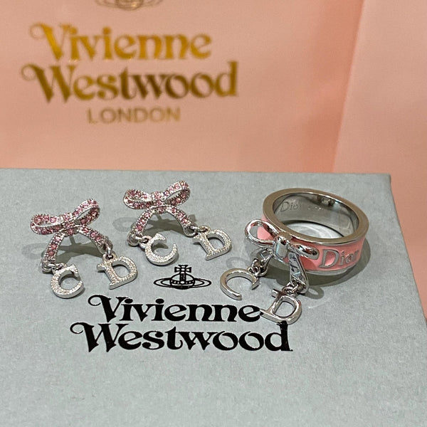 迪奥粉色戒指耳环