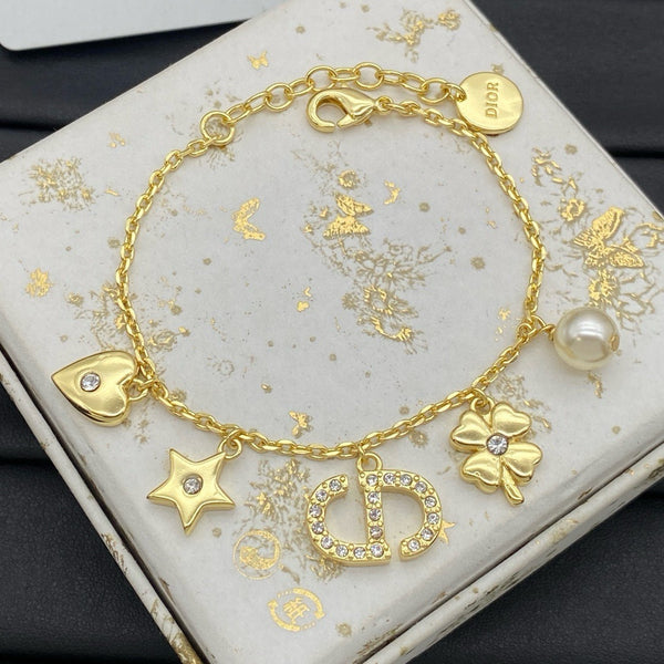 迪奥早春系列项链手链