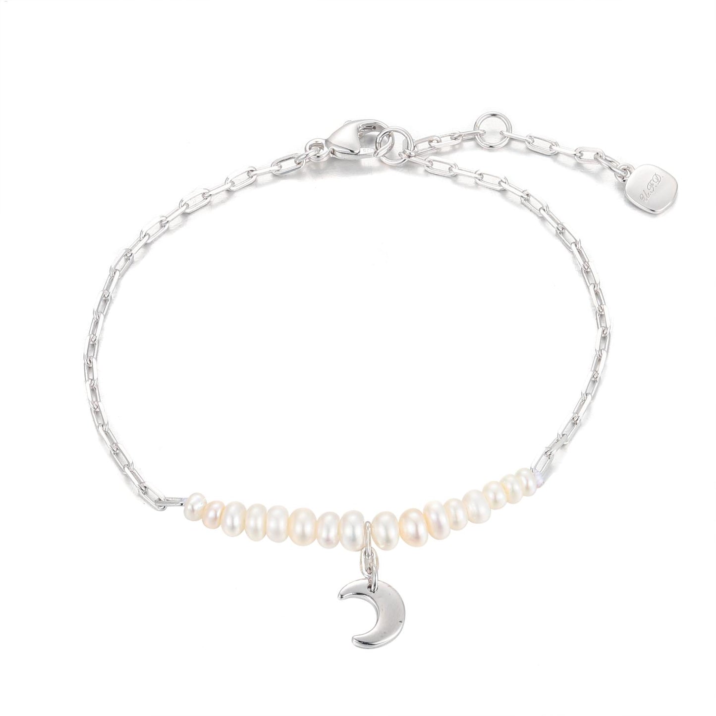Moon Pendant Pearl Bracelet