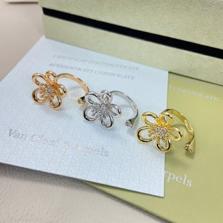 VCA Flower Adjustable Opening Ring