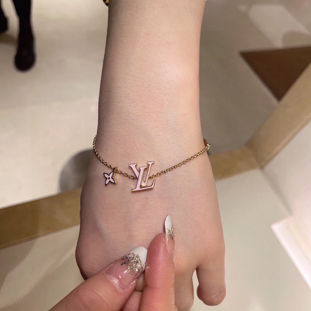 LV Pink Letter Necklace Bracelet Earrings