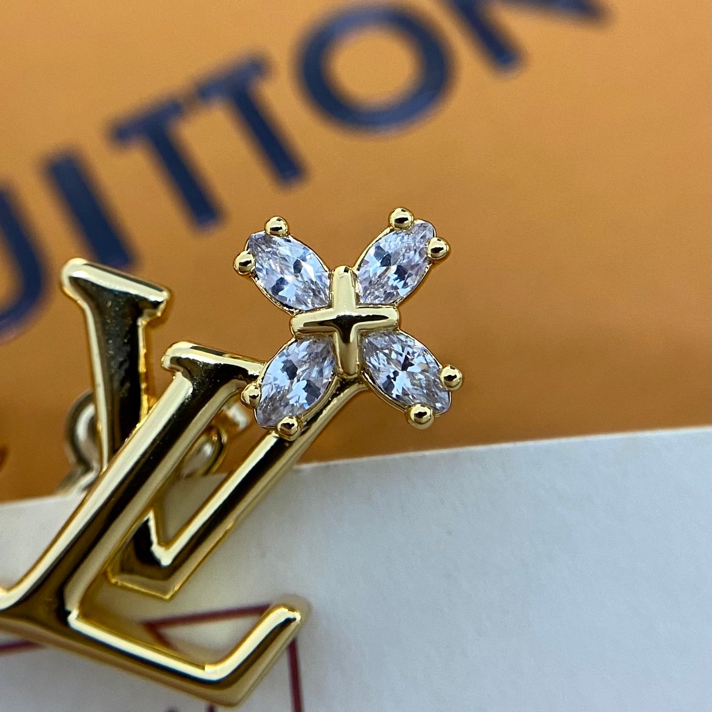 LV Diamond Flower Earrings