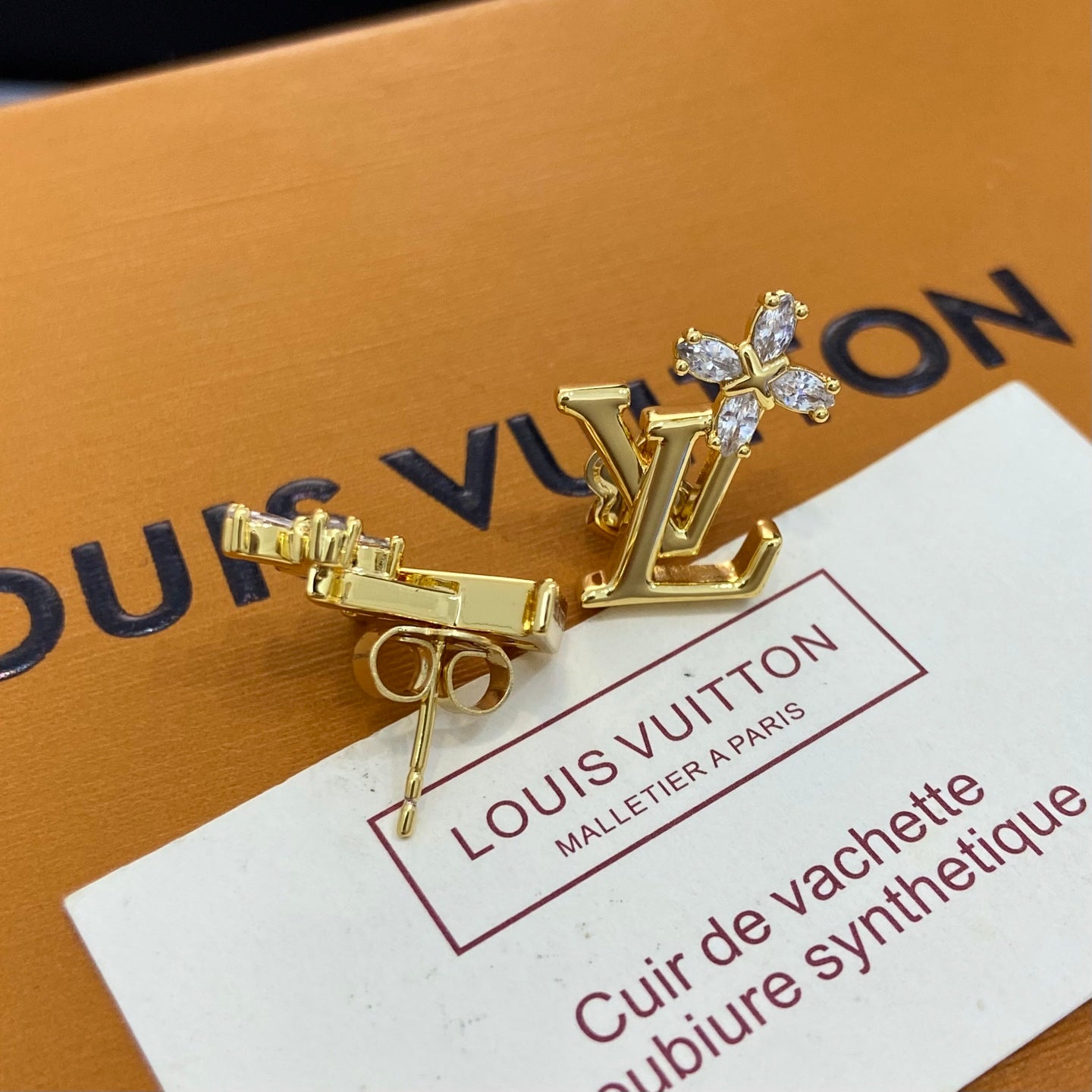 LV Diamond Flower Earrings