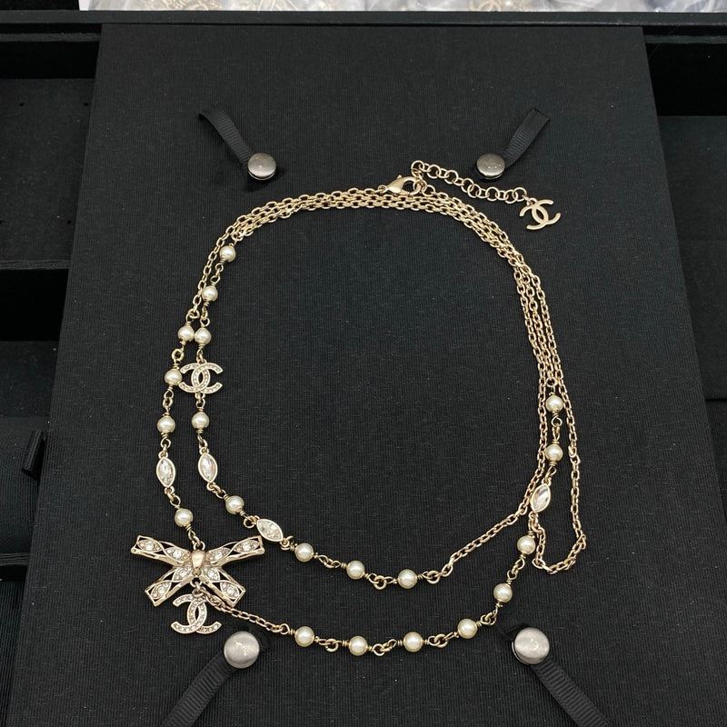 香奈儿蝴蝶结毛衣链